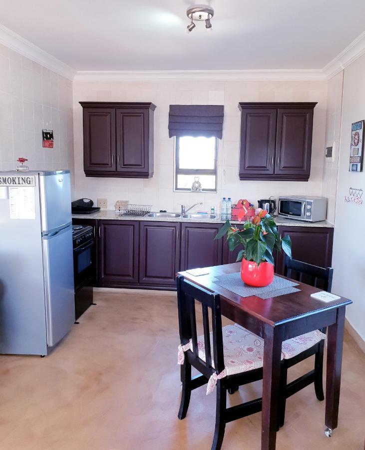 Ferienwohnung Harmony Haven Couples Retreat Amanzimtoti Exterior foto
